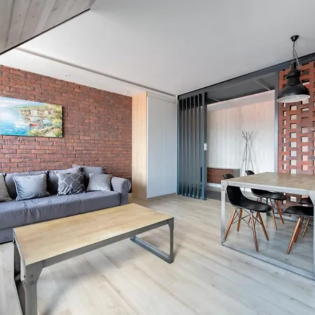 Dom & House Torunska With Parking * Gdansk